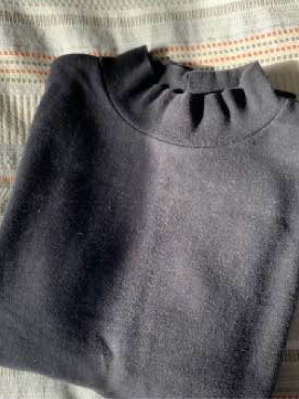 Roots Classic Black Mock-Neck Women's Sweater - small
